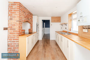 Kitchen- click for photo gallery